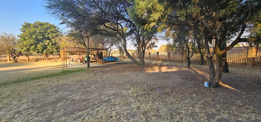 Commercial Property for Sale in Waterglen A H North West